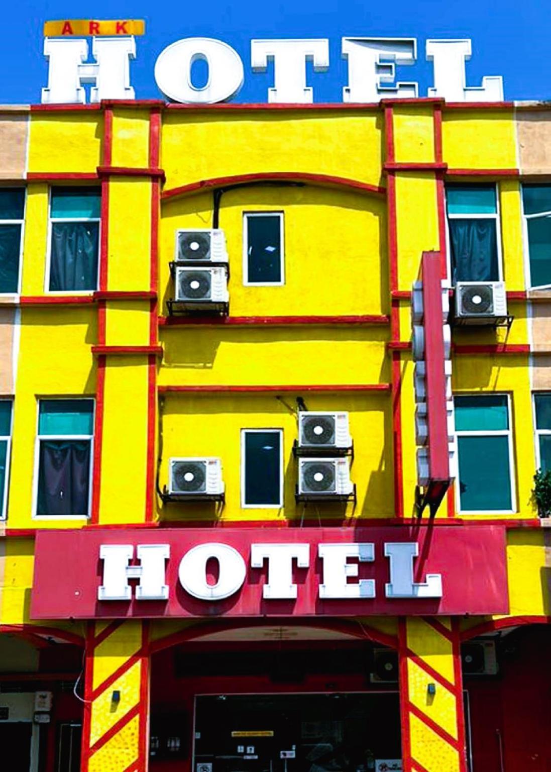 Ark Hotel Subang Subang Jaya Bagian luar foto
