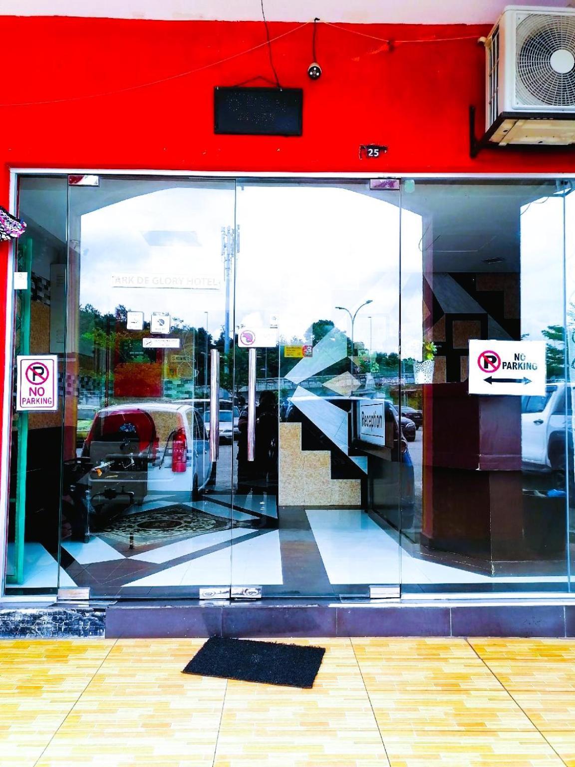 Ark Hotel Subang Subang Jaya Bagian luar foto